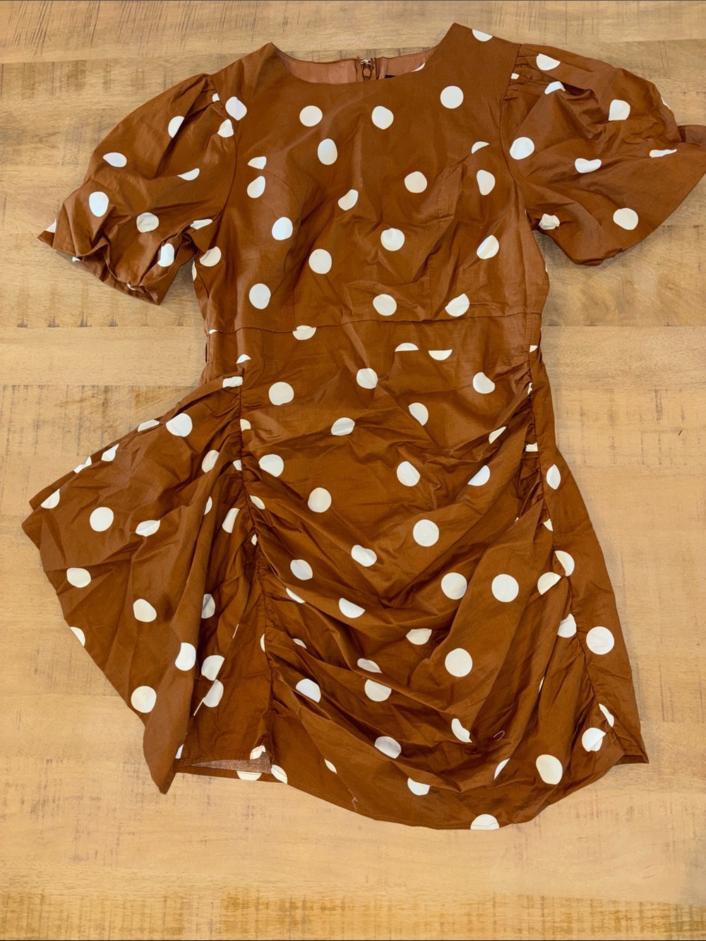 Strut & Bolt Boutique Brown Polkadot Ruched Dress Large NWT Party Puff Sleeve - Picture 5 of 8